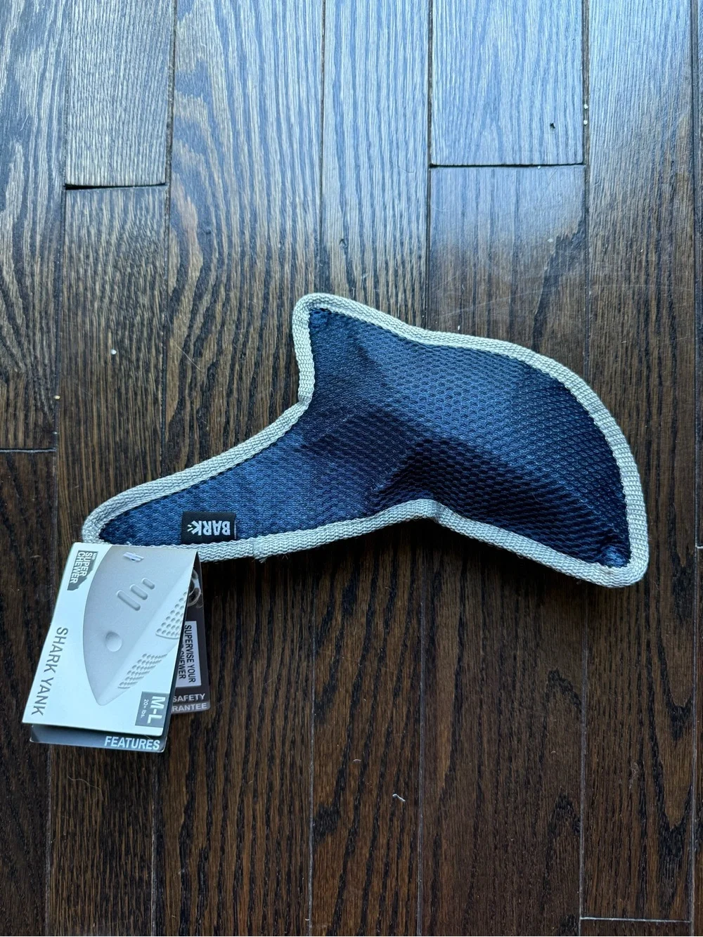🌶️ 5 for $20: Bark Shark-Shaped Dog Toy